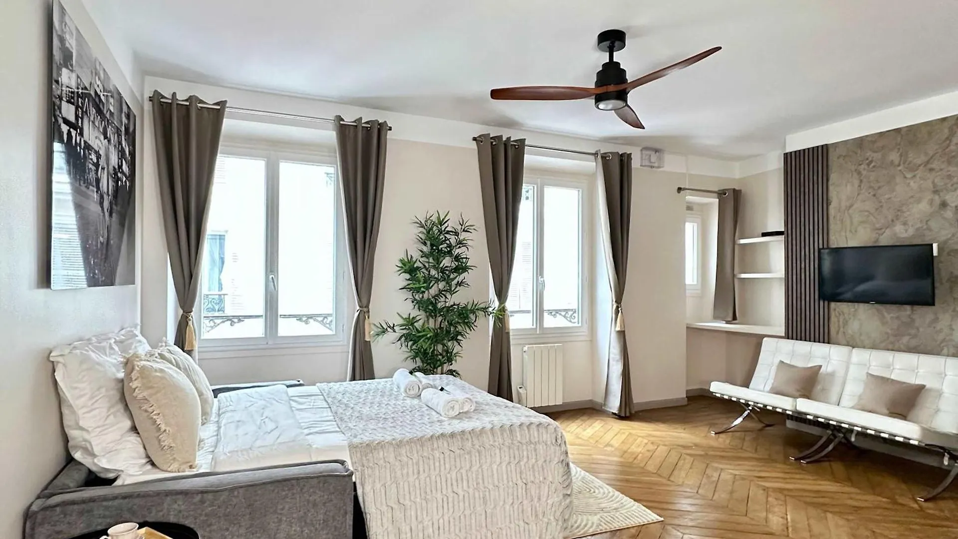 Typical Luxurious Parisian Getaway Paris